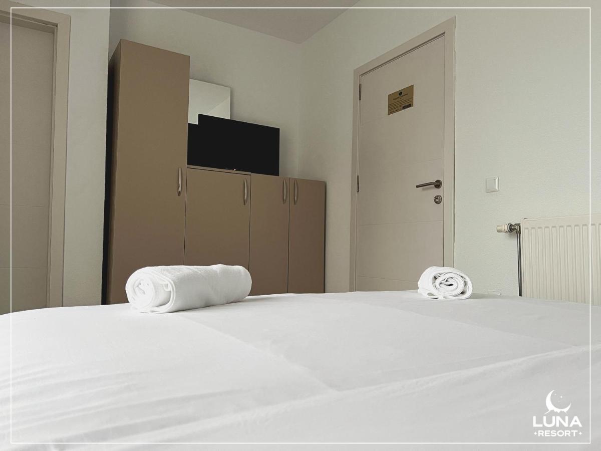 Luna Resort Peje Luaran gambar