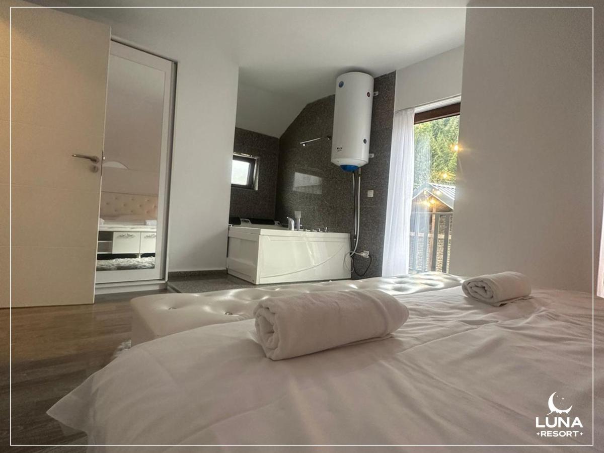 Luna Resort Peje Luaran gambar